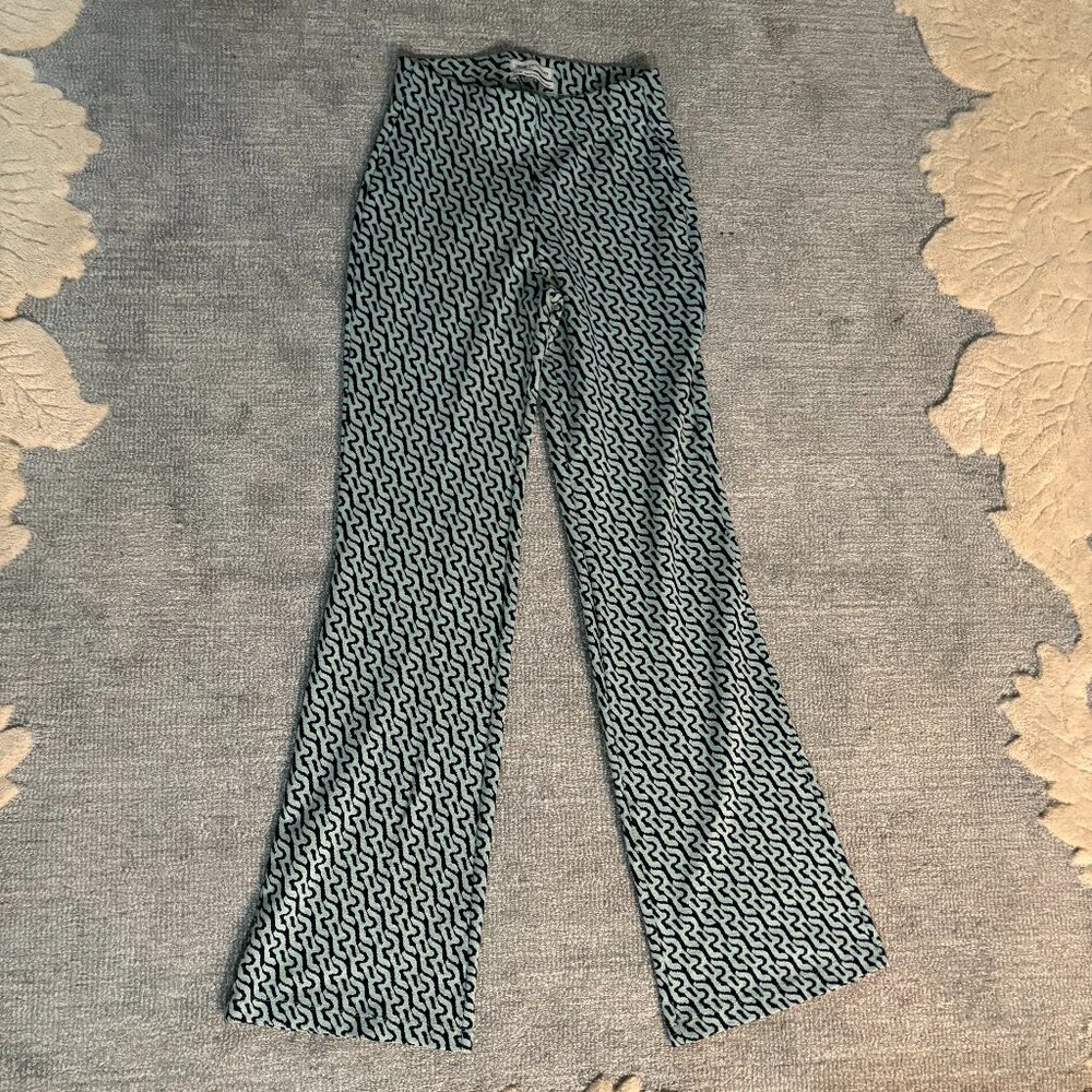 Urban Outfitters Pull-On Bryn Flare Pant (XS, Gently Worn)
